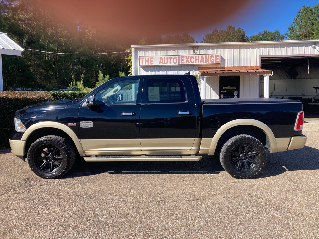 2014 RAM 1500 Image 1