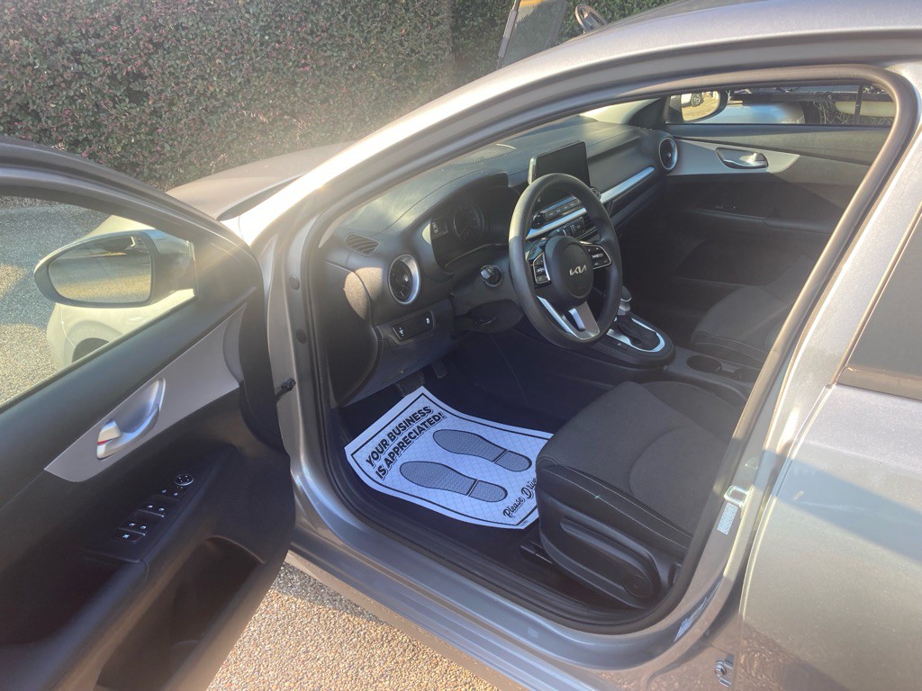 2024 Kia Forte Image 4