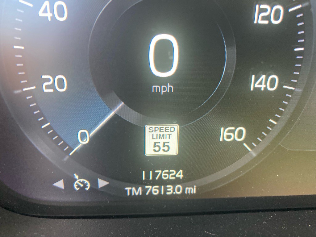 2022 Volvo XC40 Image 14