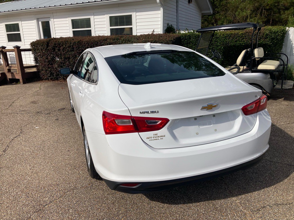2023 Chevrolet Malibu Image 5