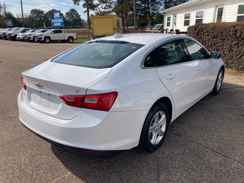 2023 Chevrolet Malibu Image 6