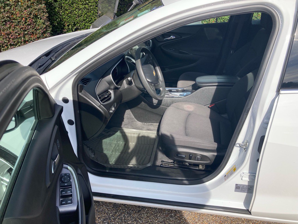 2023 Chevrolet Malibu Image 7