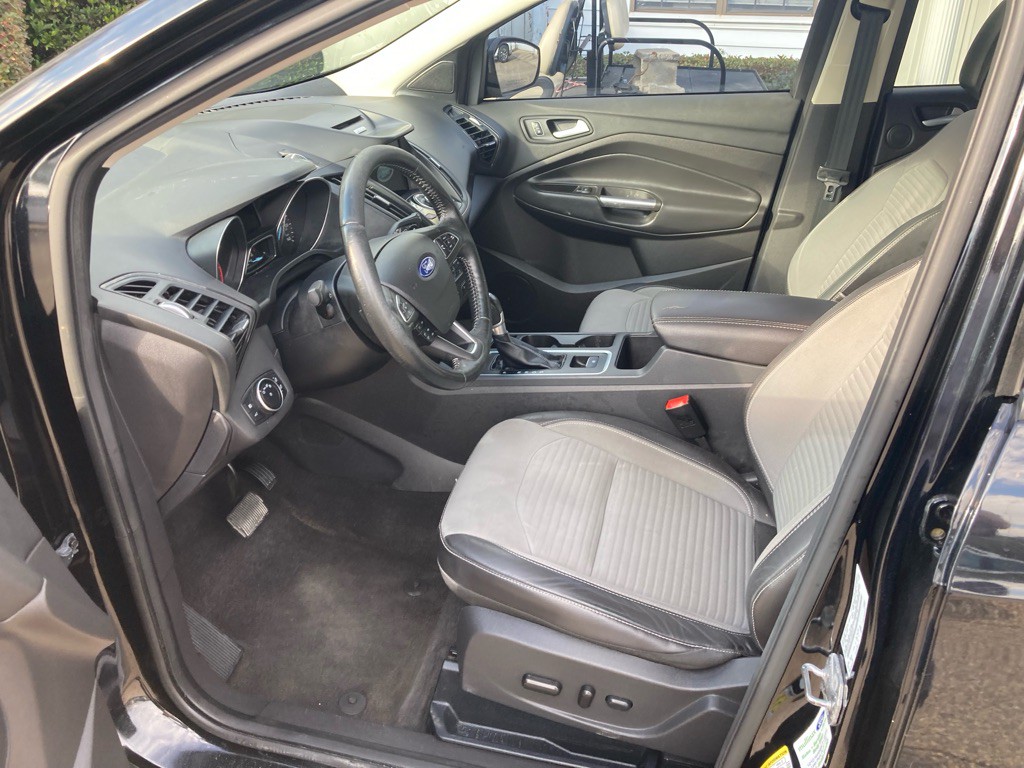 2017 Ford Escape Image 9