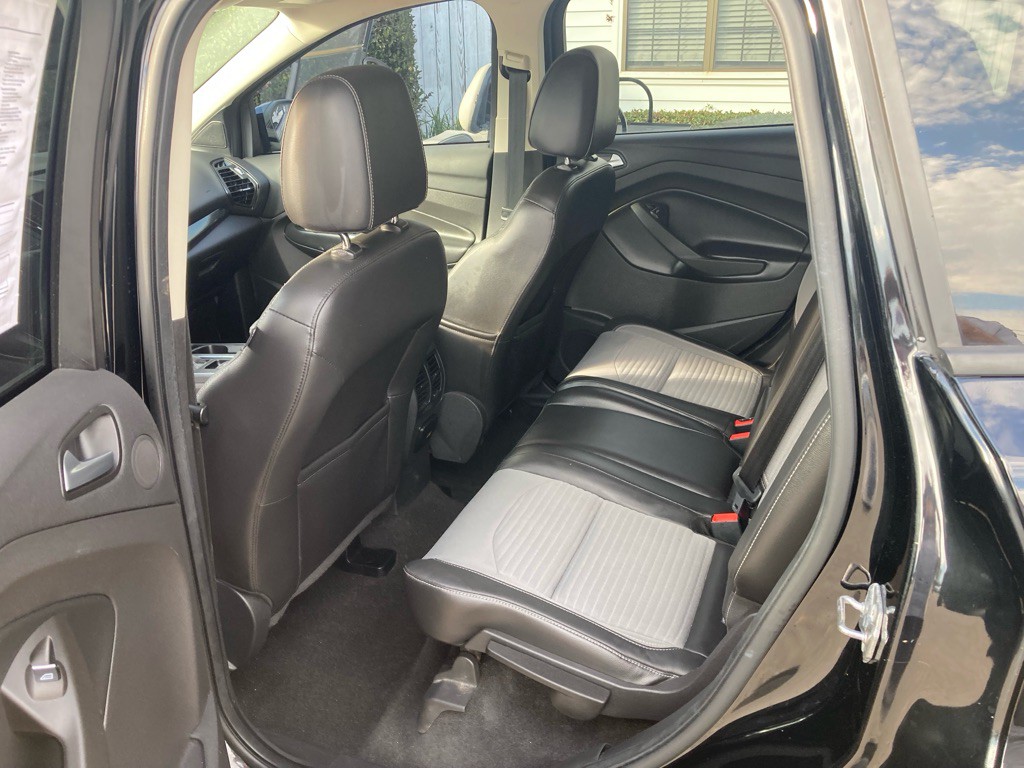 2017 Ford Escape Image 10