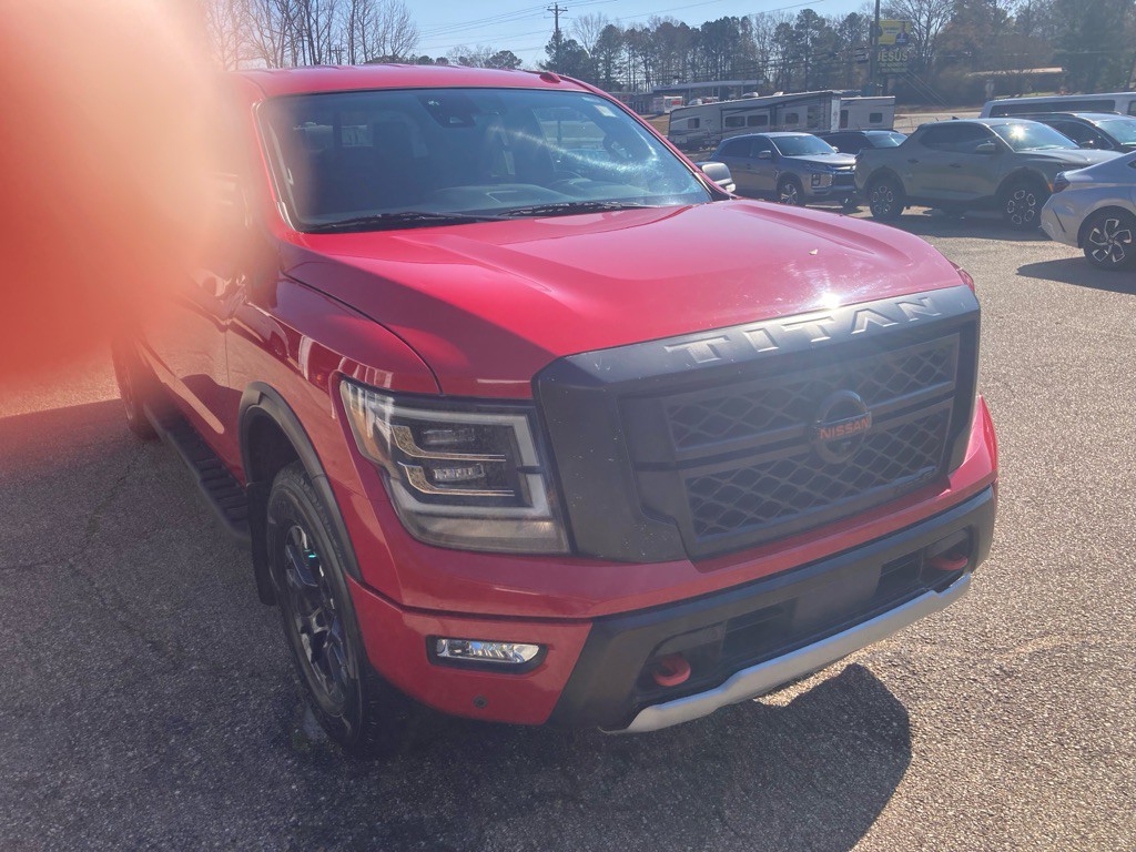 2021 Nissan Titan Image 4