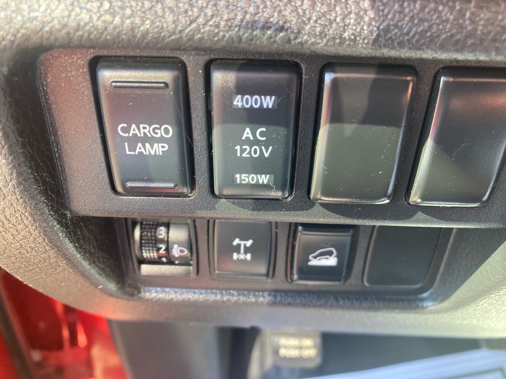 2021 Nissan Titan Image 16