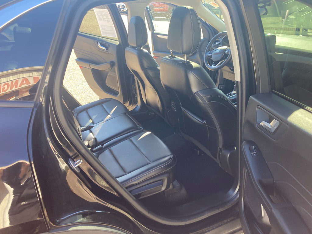 2022 Ford Escape Image 10