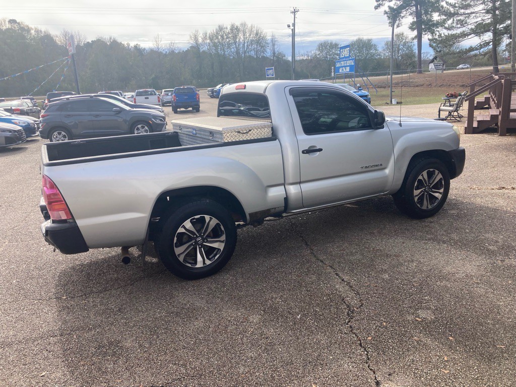 2008 Toyota Tacoma Image 2