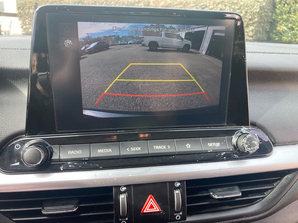 2023 Kia Forte Image 13