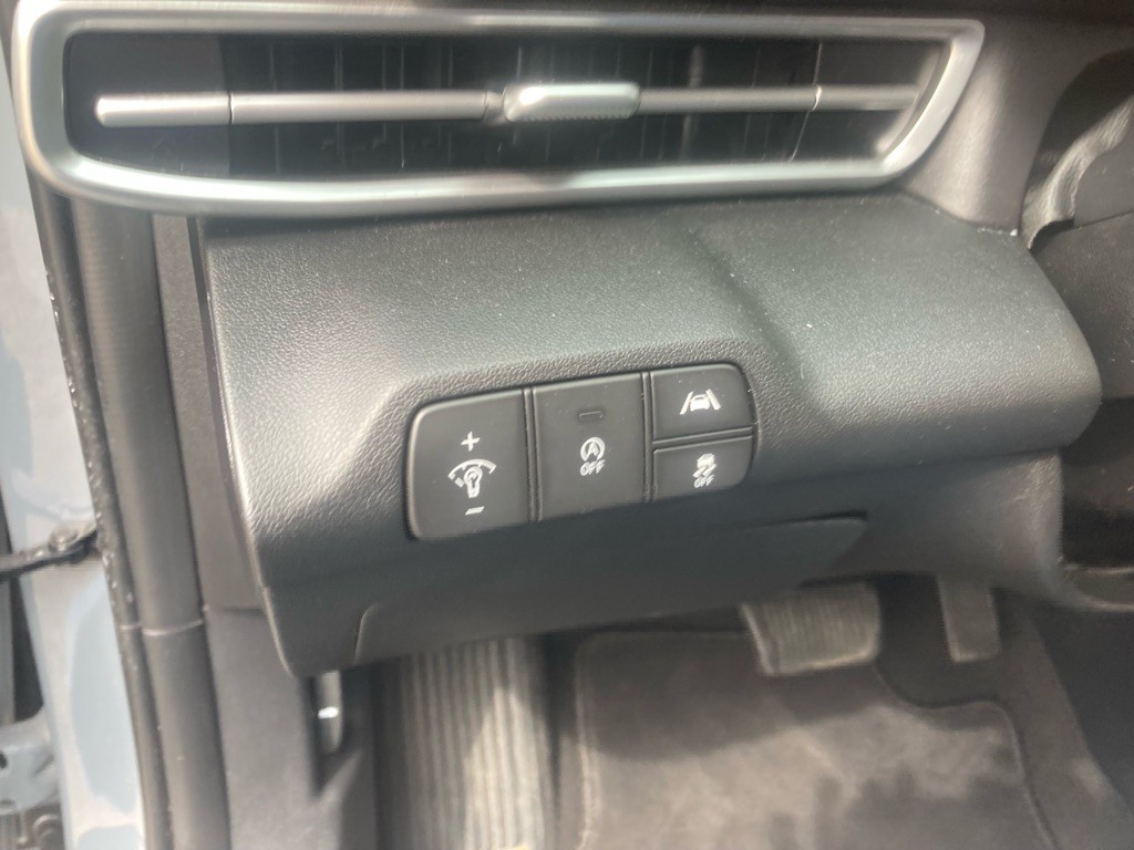 2022 Hyundai Elantra Image 15