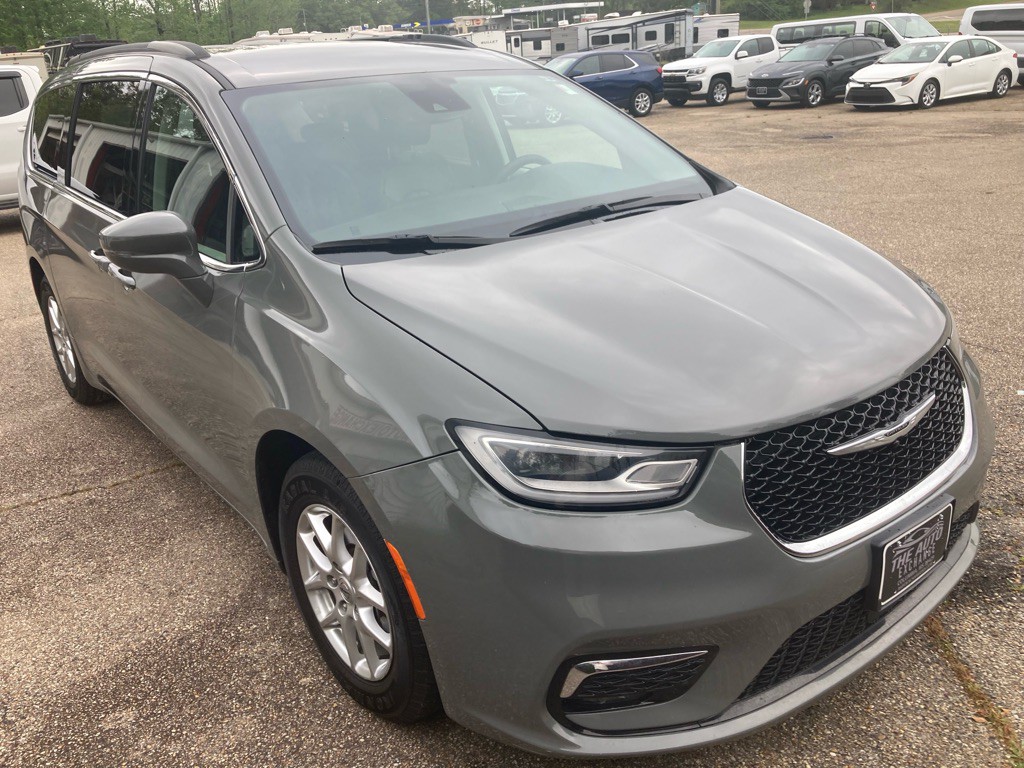 2022 Chrysler Pacifica Image 4