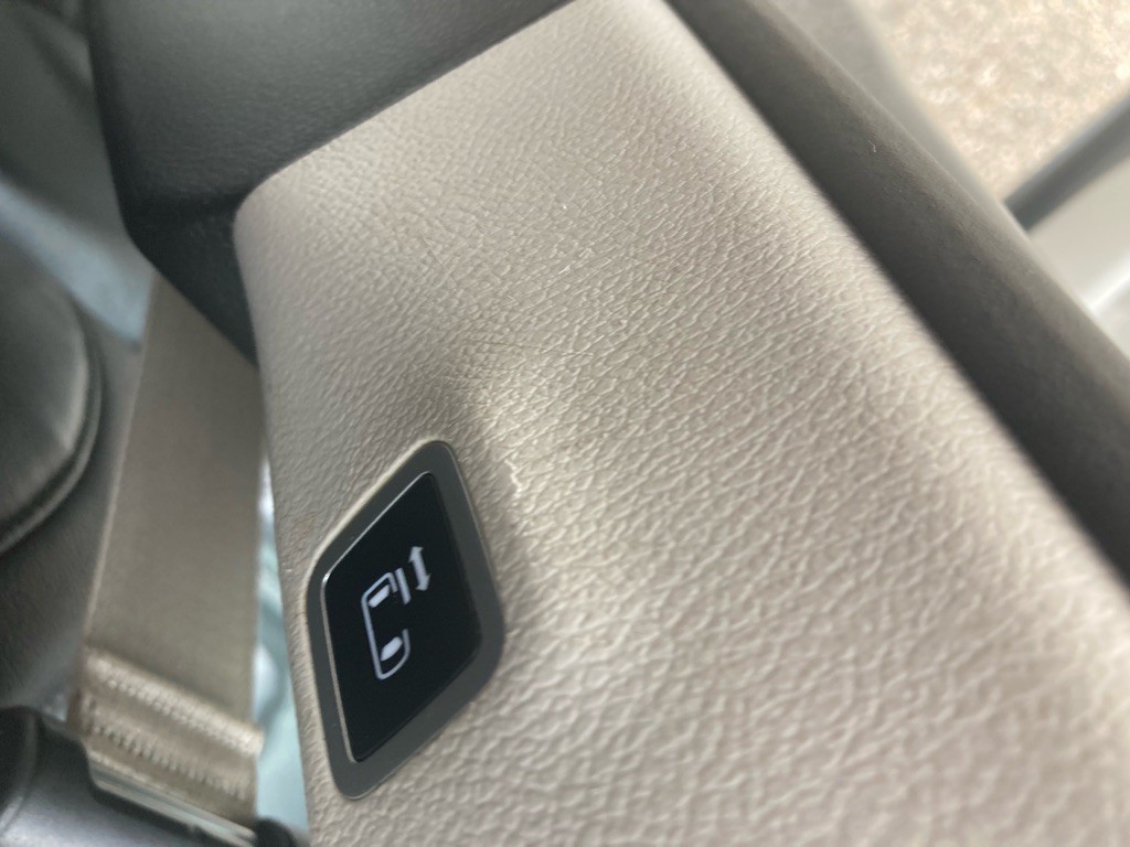 2022 Chrysler Pacifica Image 10