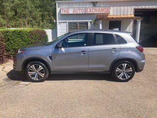 Image for 2023 Mitsubishi Outlander S/SE ID: 7331919