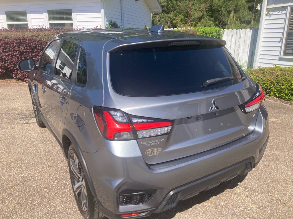2023 Mitsubishi Outlander Image 5