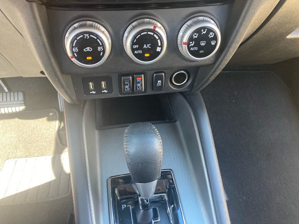 2023 Mitsubishi Outlander Image 14