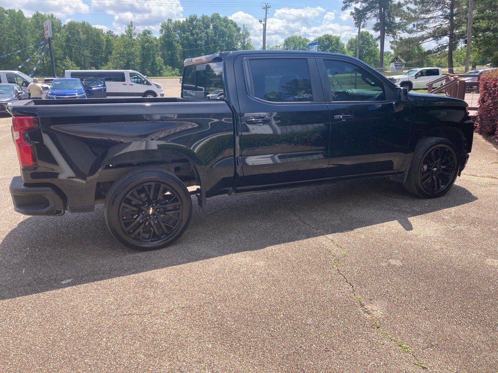 2021 Chevrolet Silverado 1500 Image 2