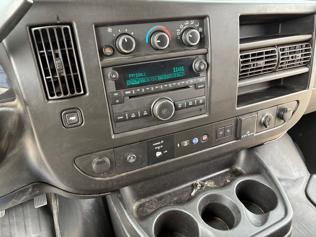 2020 Chevrolet Express Image 8