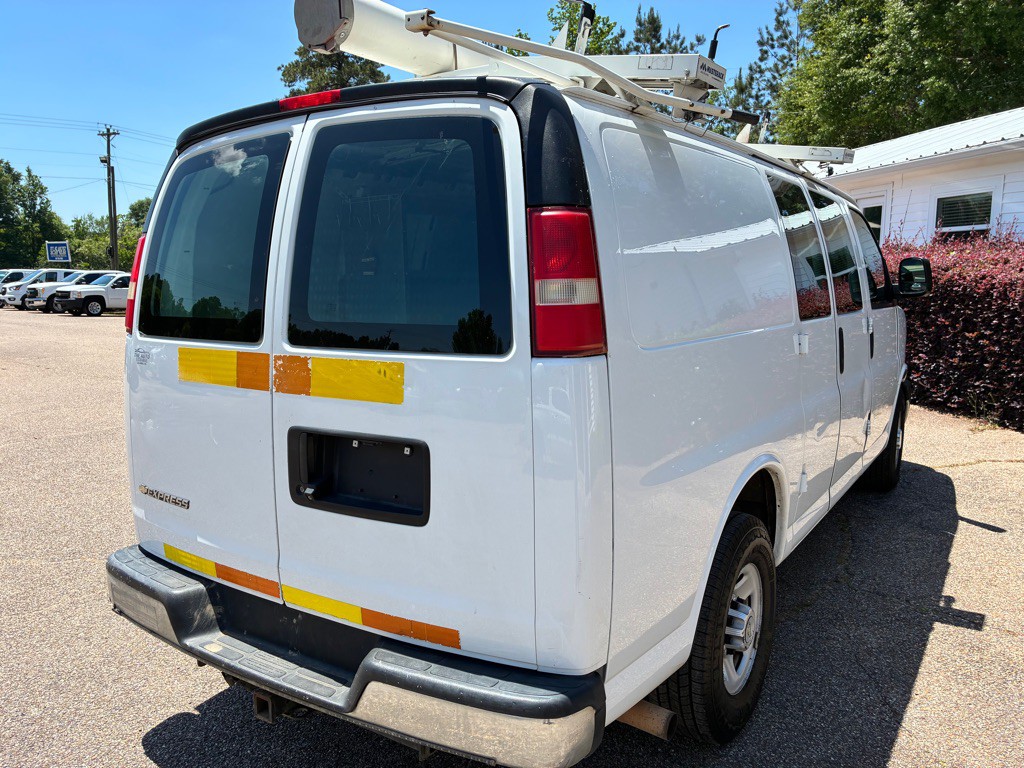 2014 Chevrolet Express Image 6