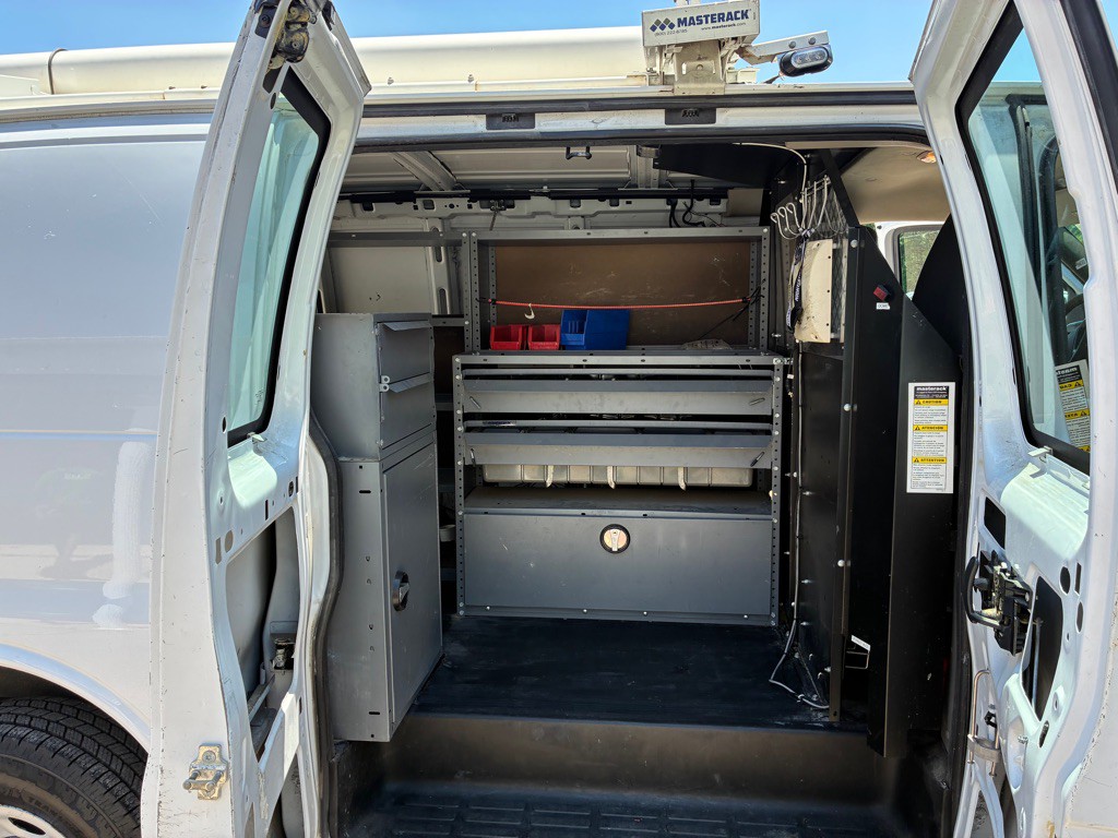 2014 Chevrolet Express Image 10