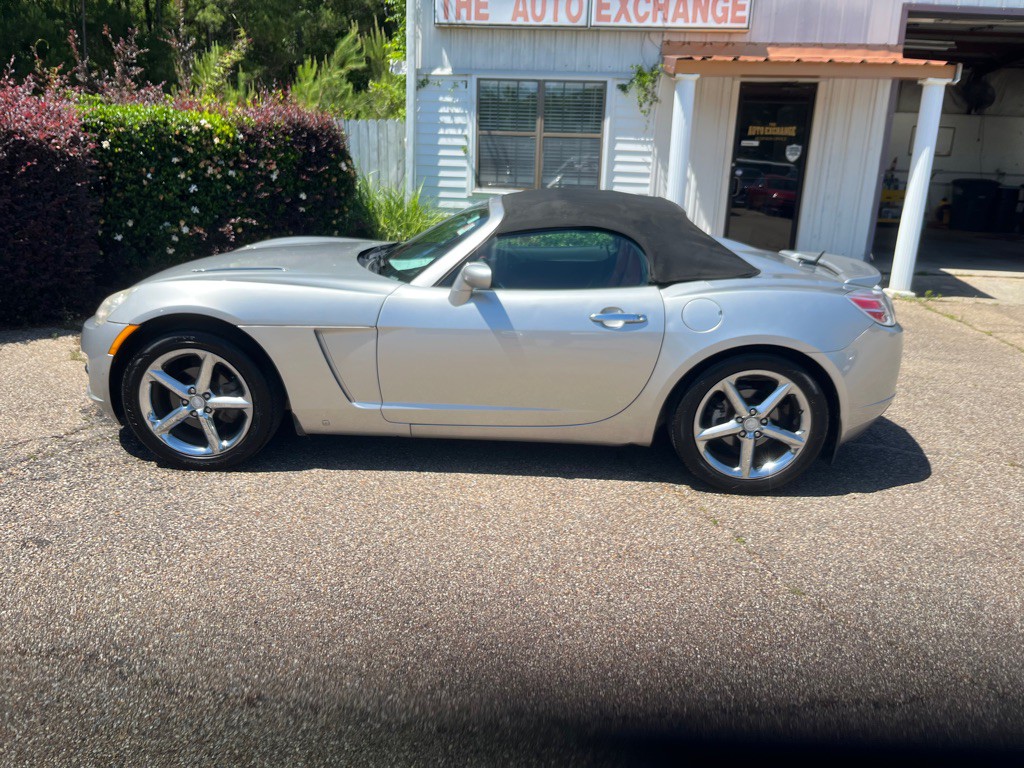 2007 Saturn Sky Image 1