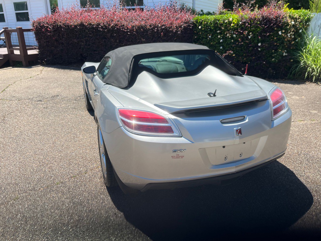 2007 Saturn Sky Image 5