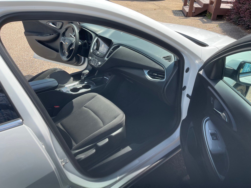 2024 Chevrolet Malibu Image 9