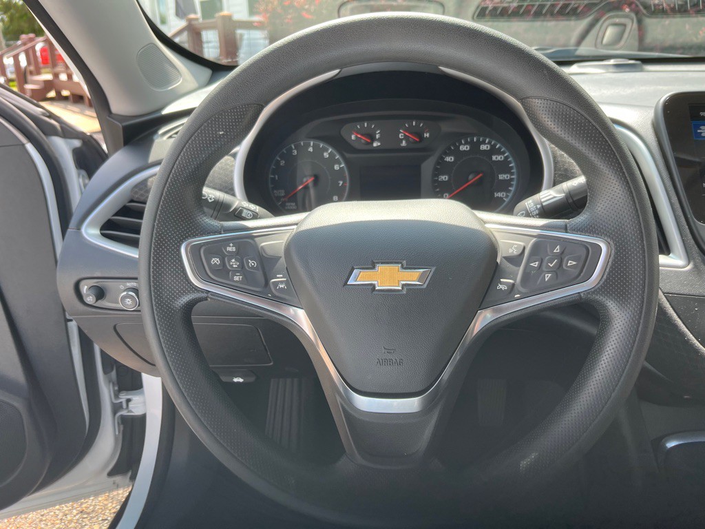 2024 Chevrolet Malibu Image 12