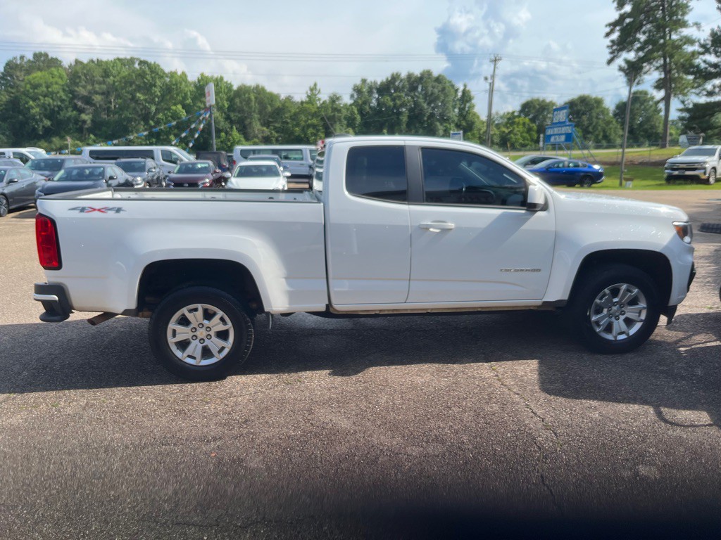 2022 Chevrolet Colorado Image 2