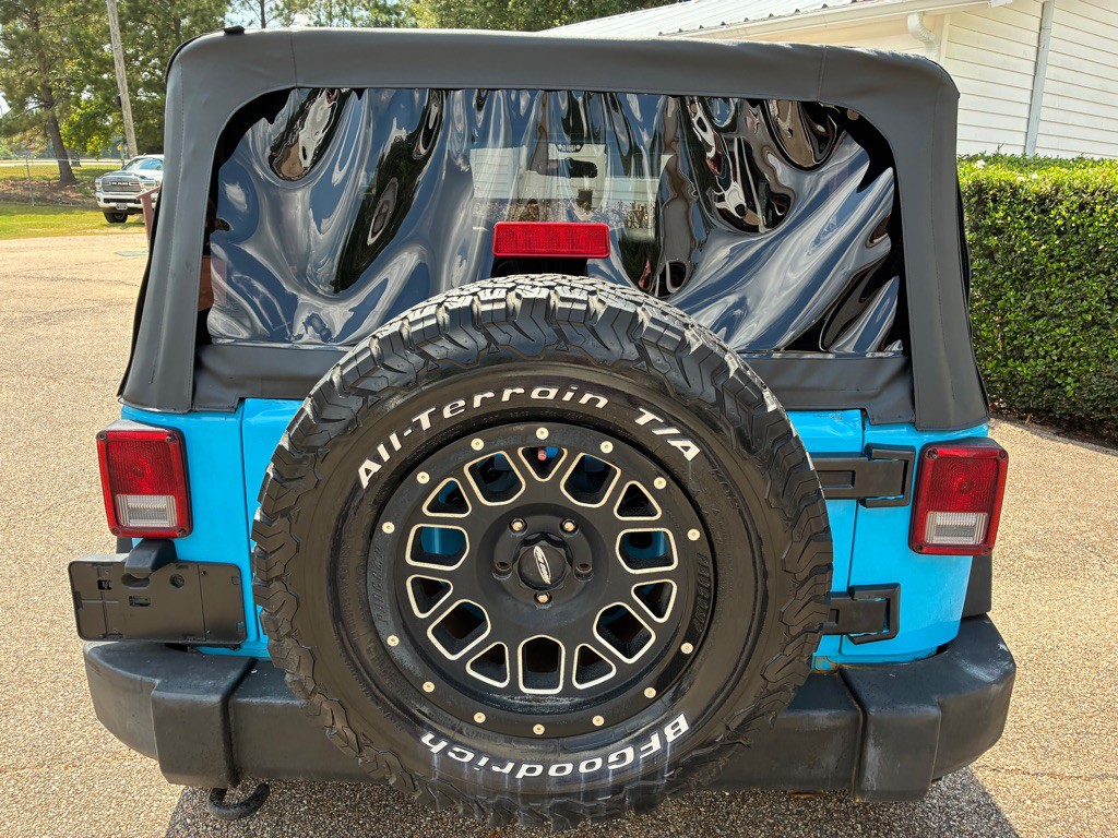 2017 Jeep Wrangler Image 5
