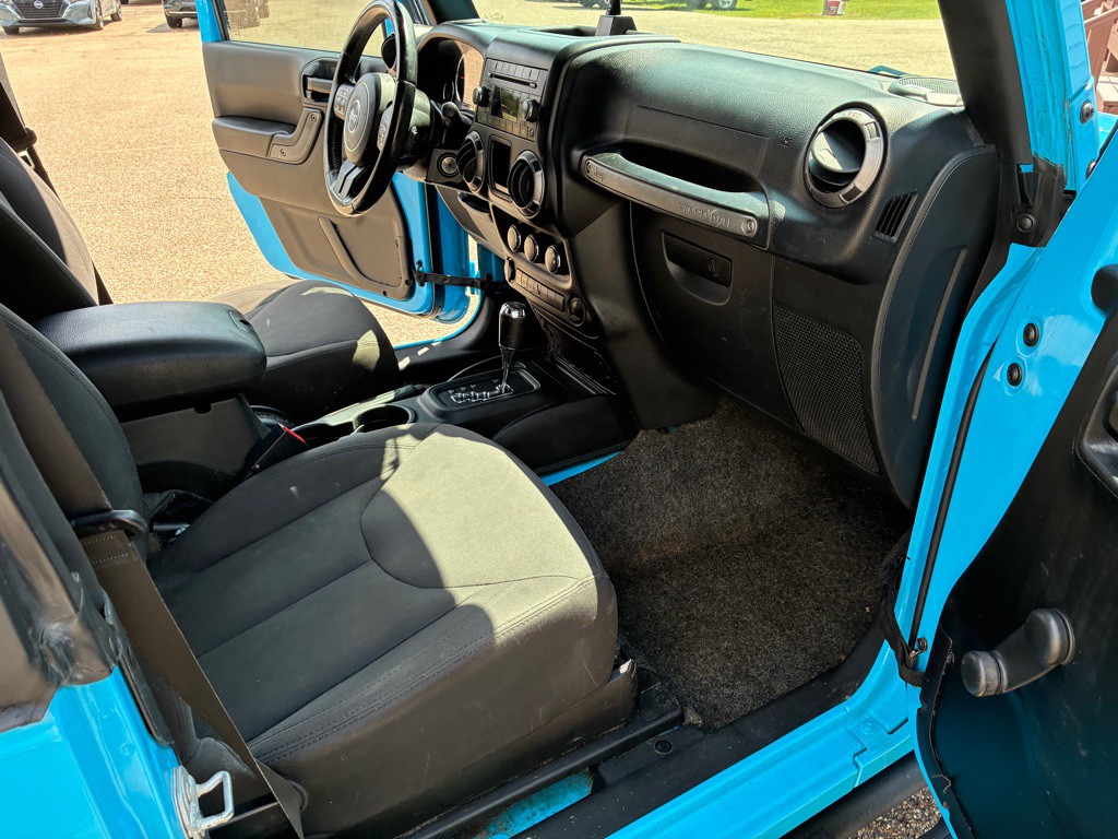 2017 Jeep Wrangler Image 7