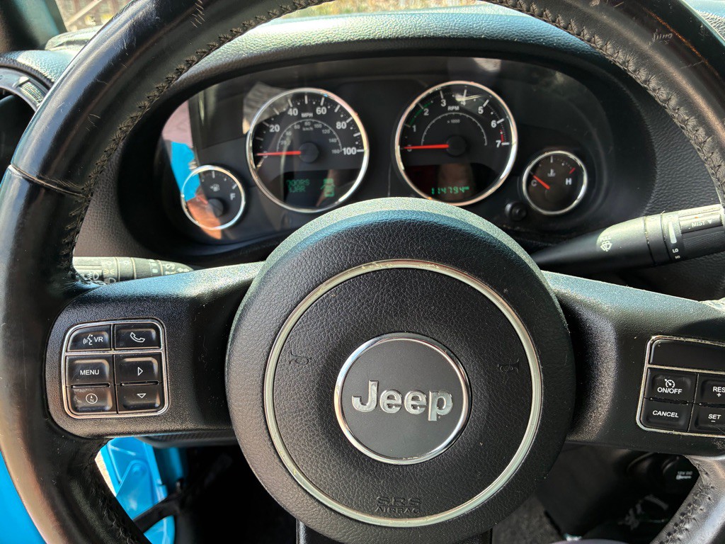 2017 Jeep Wrangler Image 9