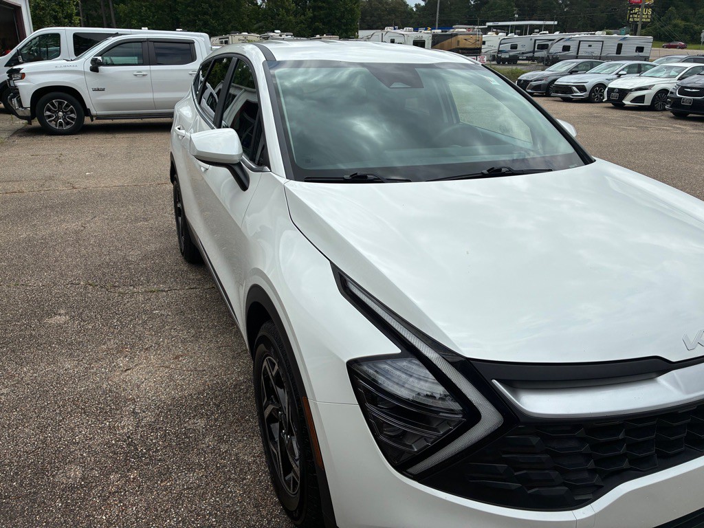 2024 Kia Sportage Image 2