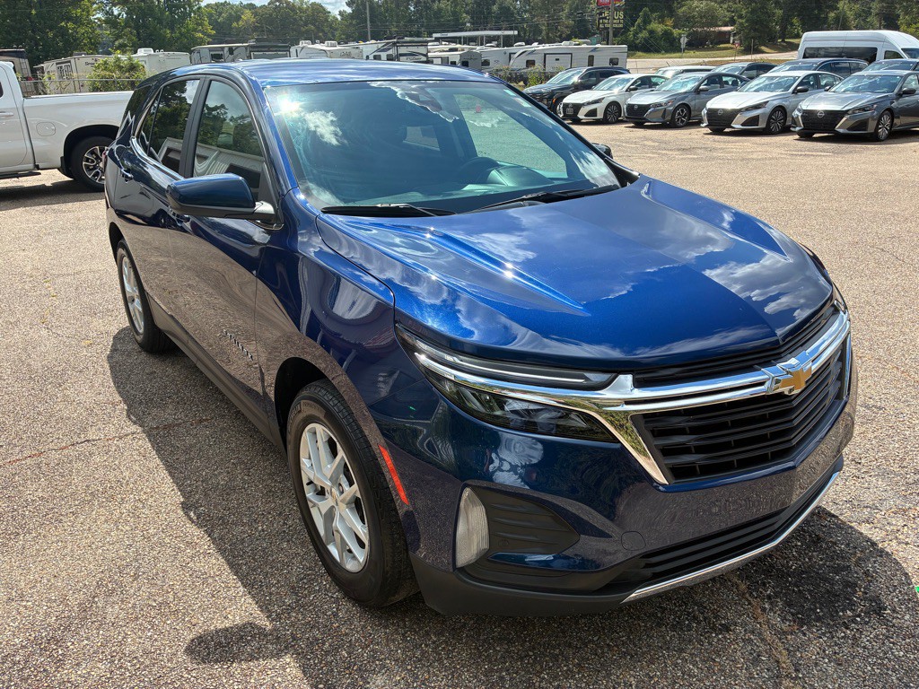 2023 Chevrolet Equinox Image 4