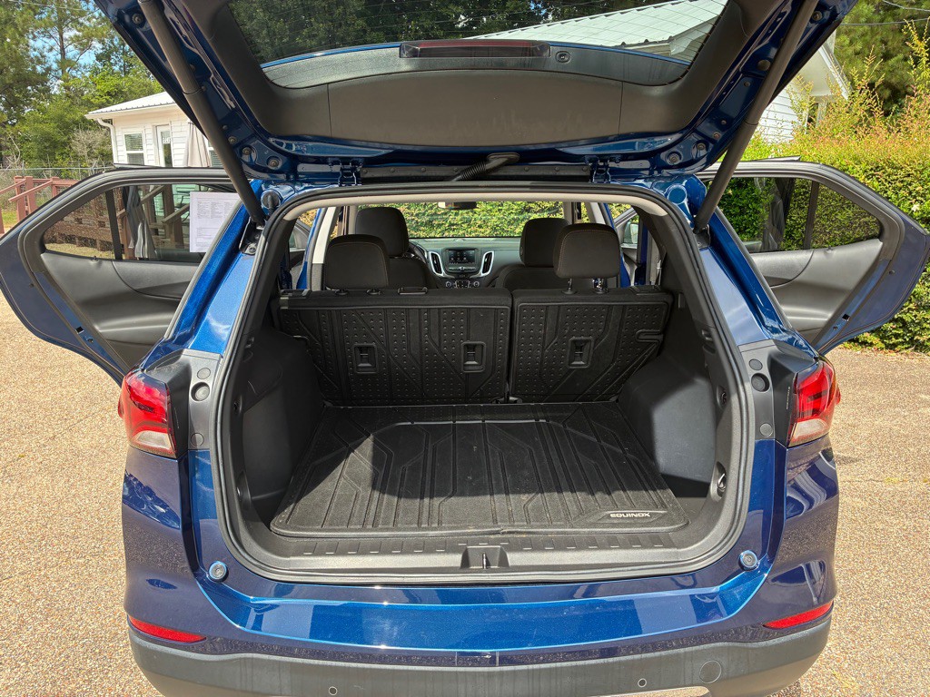 2023 Chevrolet Equinox Image 11