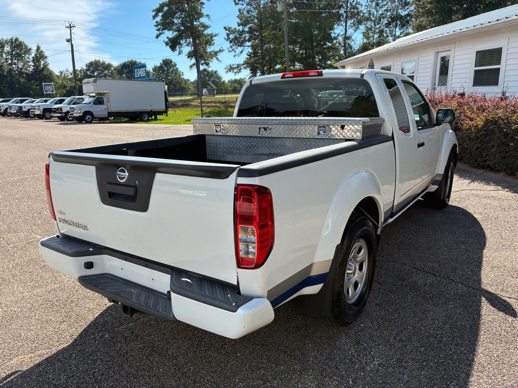 2020 Nissan Frontier Image 6