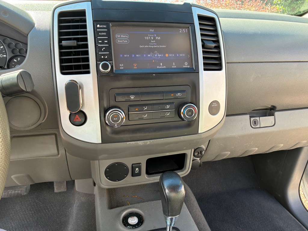 2020 Nissan Frontier Image 14