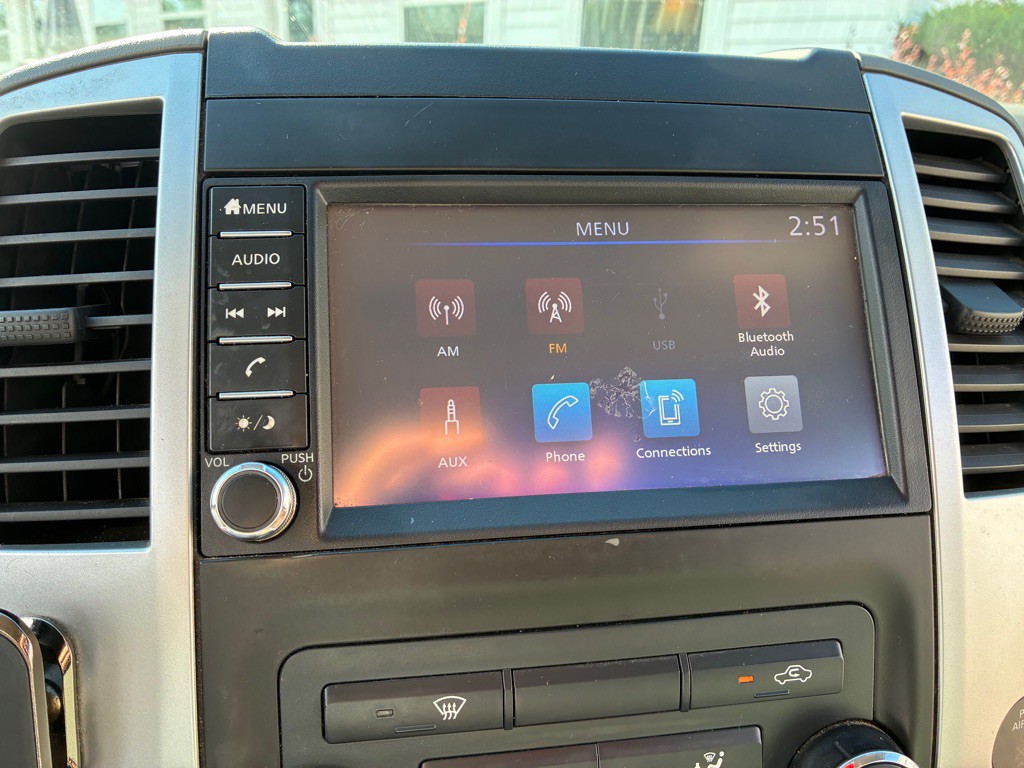 2020 Nissan Frontier Image 15