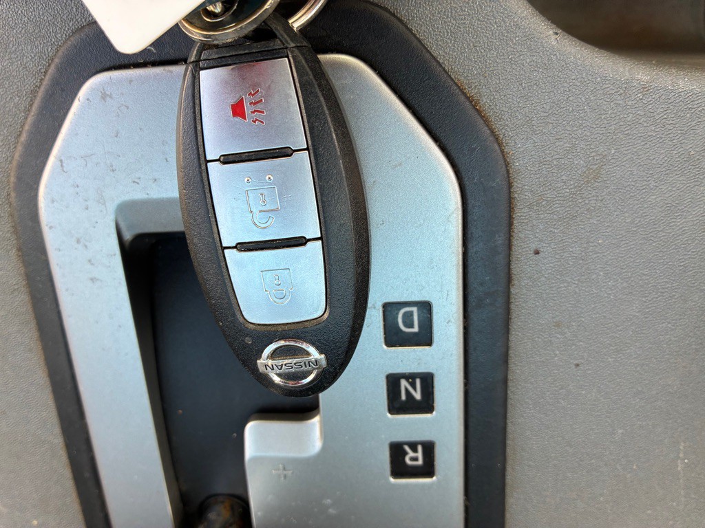 2020 Nissan Frontier Image 17