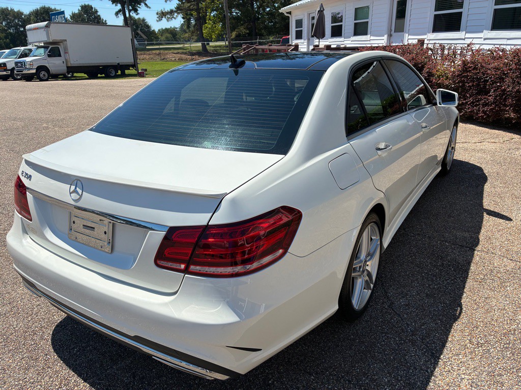 2014 Mercedes-Benz E-Class Image 6