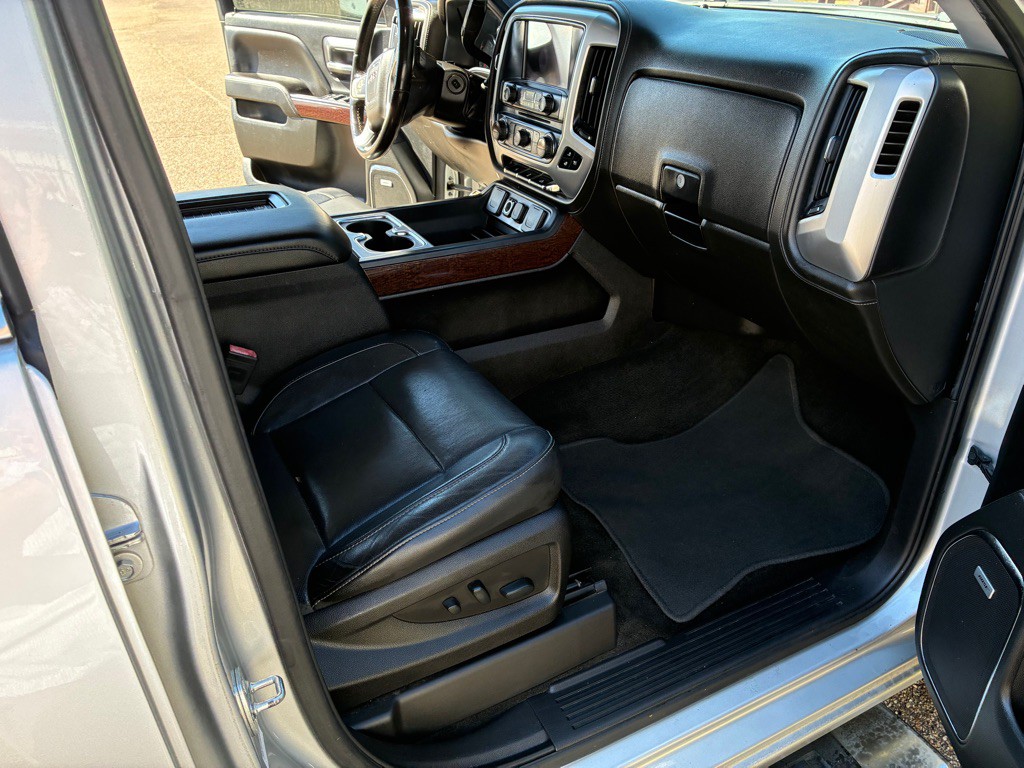 2018 GMC Sierra Image 8