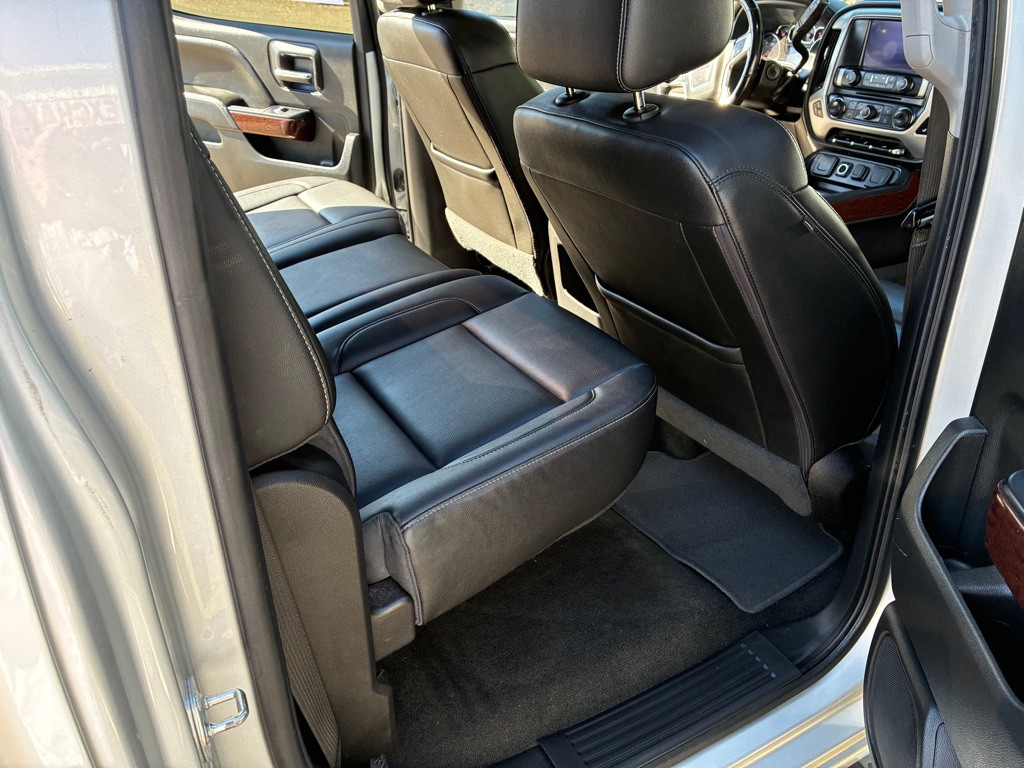 2018 GMC Sierra Image 9
