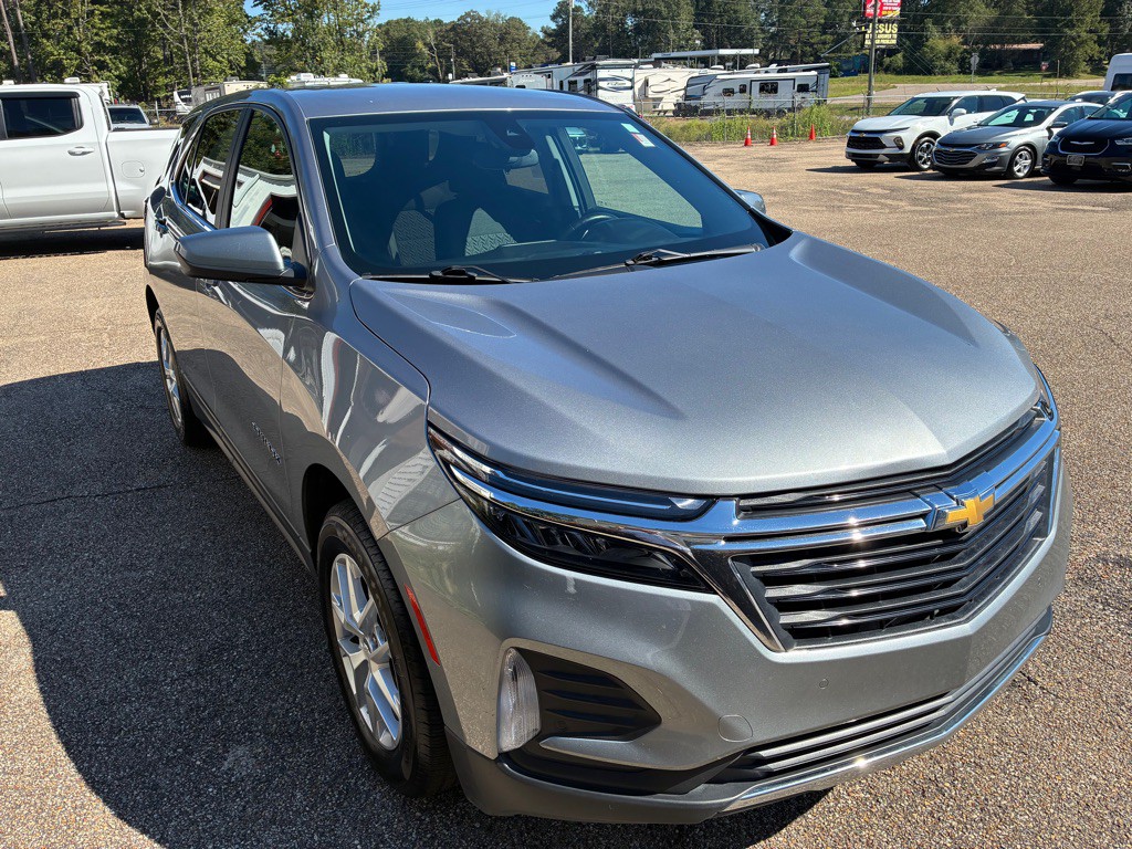 2023 Chevrolet Equinox Image 4