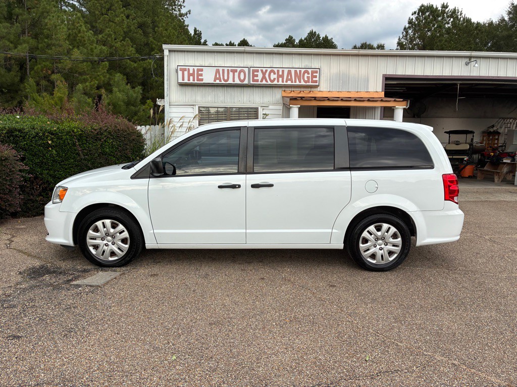 2019 Dodge Grand Caravan Image 1