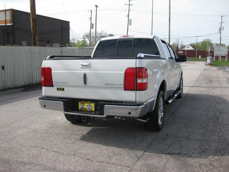 2006 Lincoln Mark LT Image 8