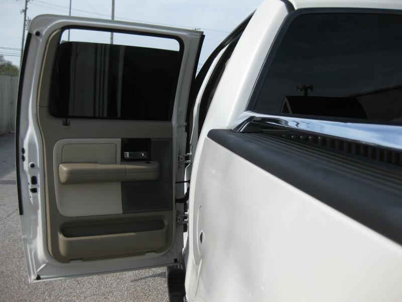2006 Lincoln Mark LT Image 15