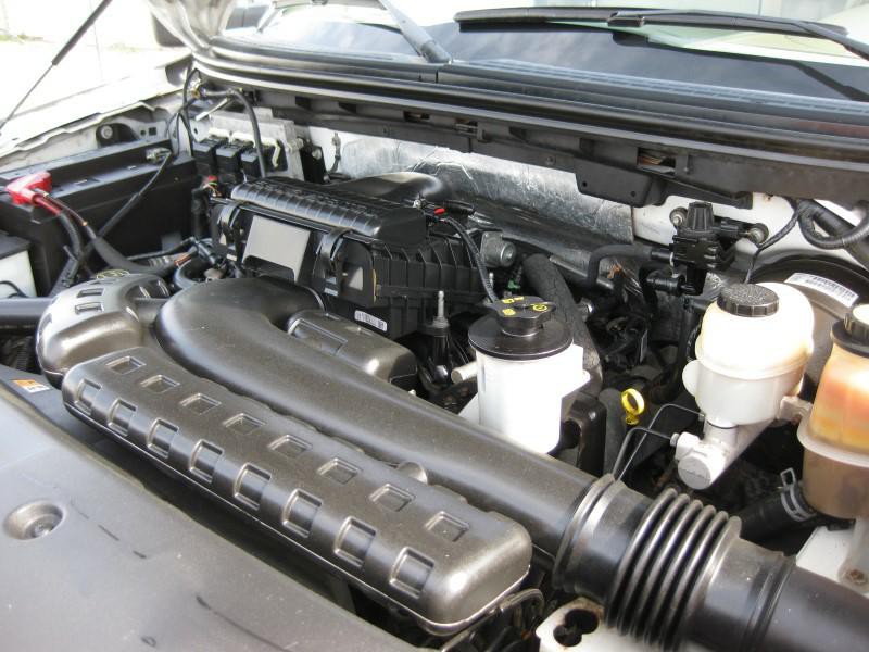 2006 Lincoln Mark LT Image 39