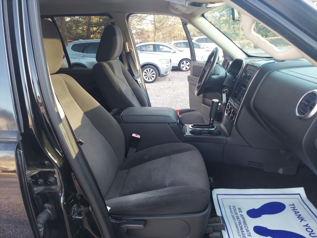 2010 Ford Explorer Image 12