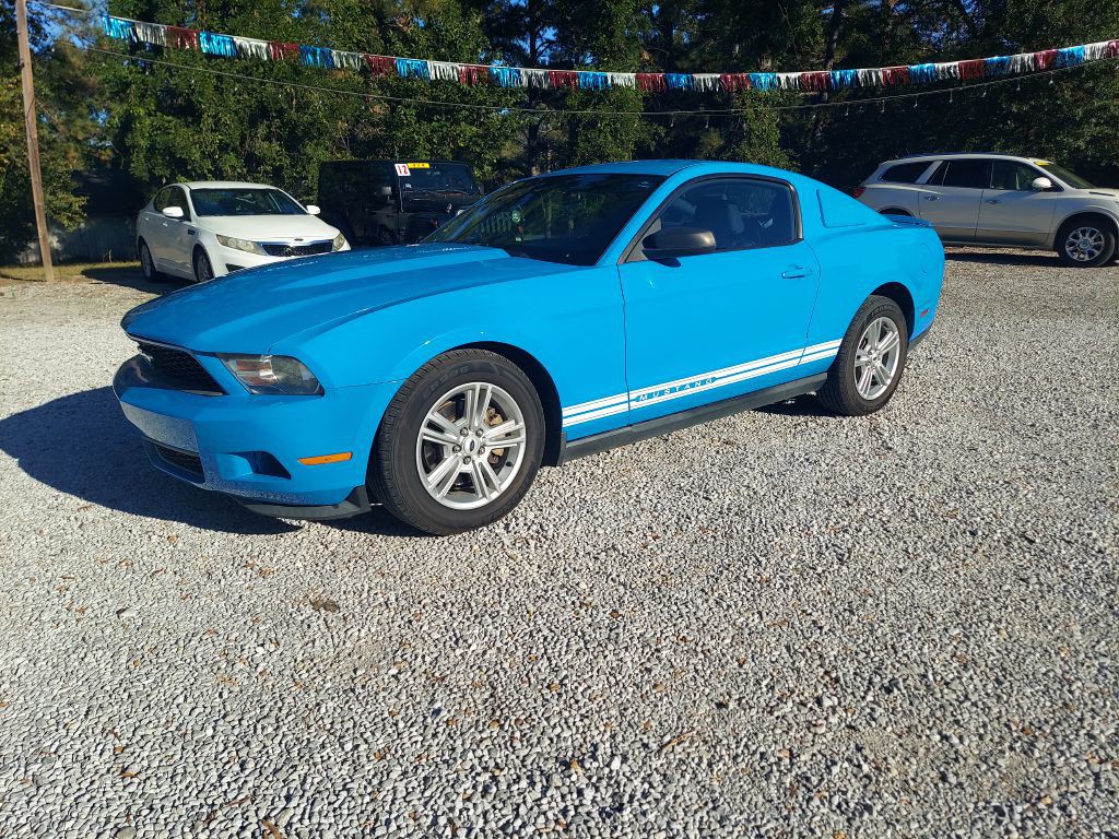 2011 Ford Mustang Image 1