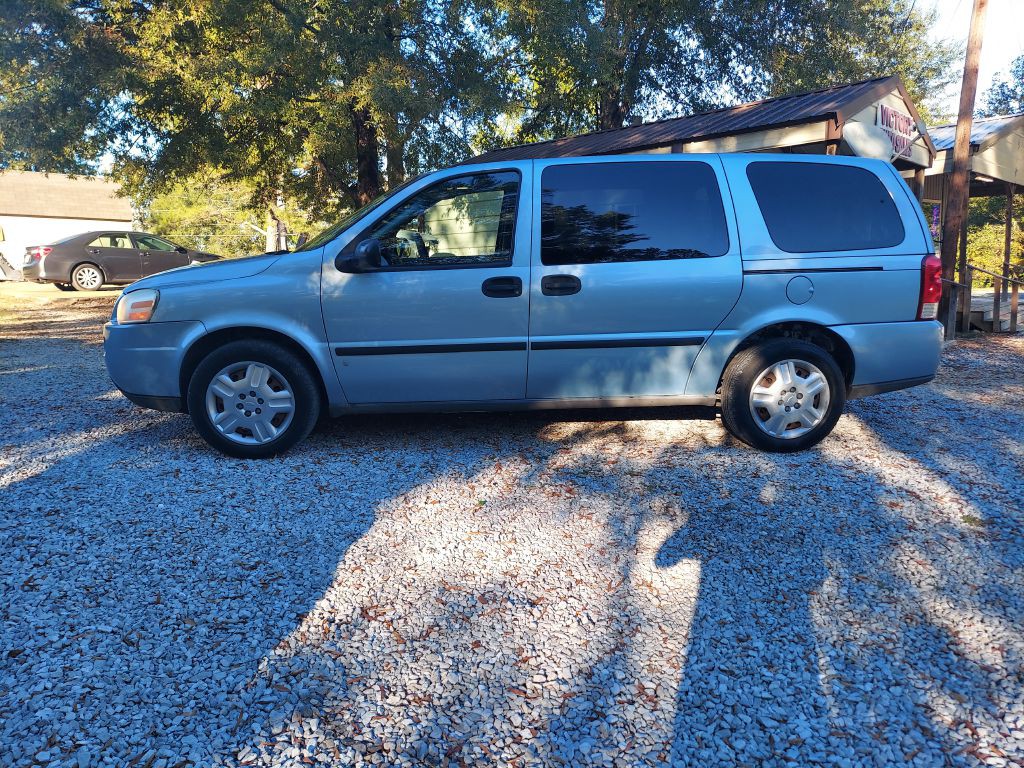 2007 Chevrolet Uplander Image 2