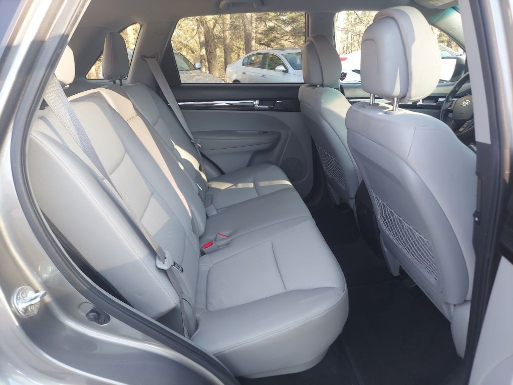 2012 Kia Sorento Image 9